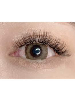 ボリュームのある目元にしたい