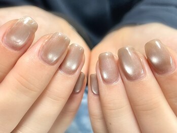 フェルンヴェー 代々木(Fernweh)/マグネットネイル