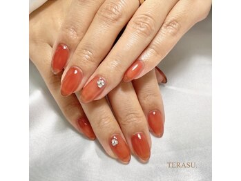 ワンカラー×ワンポイント