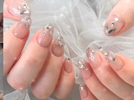 ワンホンネイル　担当西村