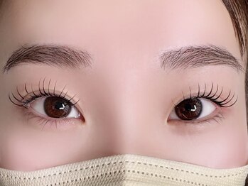 エネ ラッシュアンドブロウ バイ アンドエラ(ENNE Lash&Blow by&ERA)/LED フラット100本＋&healthy