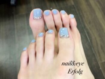 パステルブルーフットネイル Pg ネイルサロン エアフォルク 銀座 Erfolg のフォトギャラリー ホットペッパービューティー