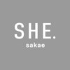 シー サカエ(SHE. sakae)ロゴ