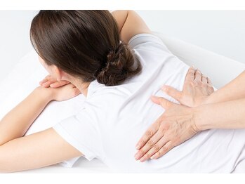 フォレストシーズン 本郷三丁目駅前店(Forest Season)/首 肩 腰