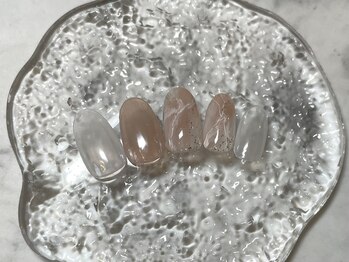 ネイルアンドアイラッシュサロン ミッタ(Mitta)/¥8300-