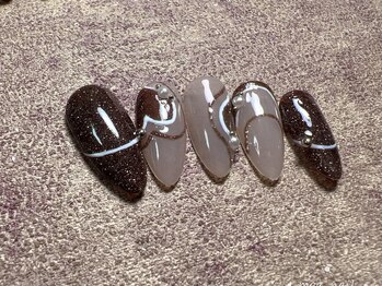 モアネイル 新宿/定額ネイル【新宿】