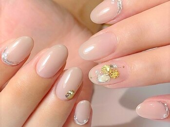ソワンドブランシュ(Soin de Blanche)の写真/【ワンポイントに華やかさを♪】季節のデザイン多数あり◎ワンランク上の上品で繊細な仕上がりをご提供！