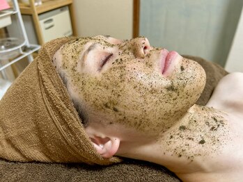 上方美学 大阪梅田店/ハーブピーリングでツルスベ肌