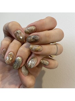 ヌア(nur.)/くすみカラーnuance