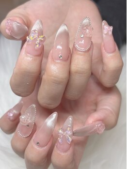 ナキ(NAKI)の写真/長さ出しで理想の指先にお仕上げします♪長さ出し1本からOK！お好きなメニューとクーポンに追加可能◎