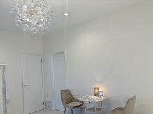 サロン ミー(salon me)の雰囲気（店内落ち着いた雰囲気でカウンセリング♪）