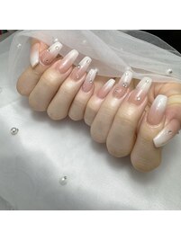 大人気♪ホワイトグラデ.:*〇