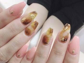 ホニアネラ(HoniAnela)の写真/シンプルからトレンドに合わせたデザインをご提案★話題のワンホンネイル,パーツも多数ご用意!持ち込みも◎