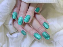 ネイルサロン ジェイ(Nail Salon J)/グリーンマグネットネイル