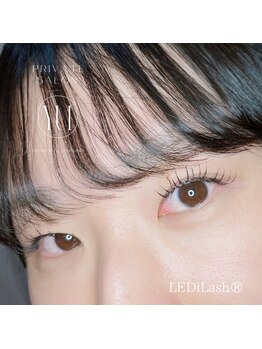 ユイ(YUI)/沁みない腫れないLEDマツエク