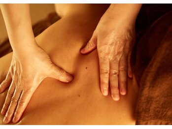 ツルハドラッグエステサロン 和歌山船尾店/期になる箇所を集中施術