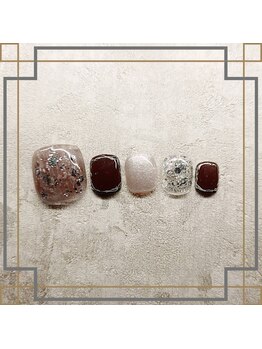 ティディーネスト(Tidynest)/ネイリストおまかせフットネイル