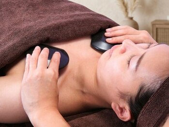 ニワ(Niwa)/潤いある艶やかな肌へ