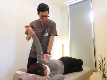 いつき接骨院/巻き肩の原因はさまざま！