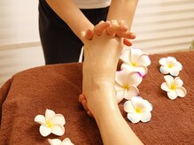 ポモ(POMO)/足先までほぐれるロミロミ♪