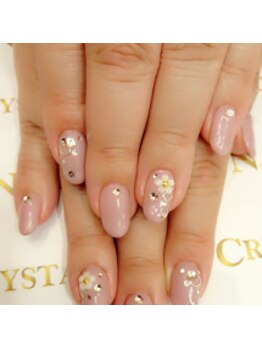 クリスタルネイル ボンベルタ橘店(CRYSTAL NAIL)/上品ネイル