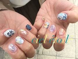 モロッコタイルネイル