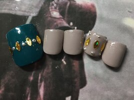 リーフフットネイル