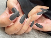 マーベラス ネイル デザイン(Marvelous Nail Design)/ブラック＆ベージュマットネイル