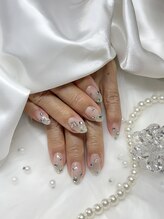 ビビ(ViVi)/ラメグラデーションネイル