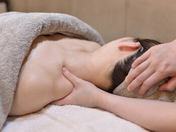 アム バイ オーキッド 代々木公園(UM by ORCHID)/小顔・バストケア