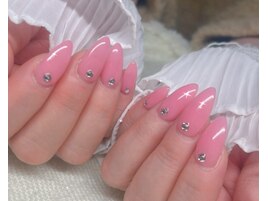 大人かわいいピンクネイル