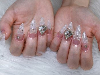 ラッキーネイル(lucky nail)/レースネイル
