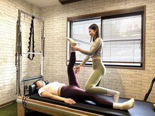 ワイズ パーソナル アンド ヘルス 目黒店(Y's Personal&Health)の雰囲気（国家資格を持つトレーナーが、整体&筋膜リリースを担当します♪）