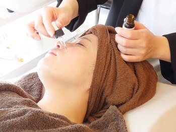 ル クレ(LE CREU)/フェイシャル美容液導入