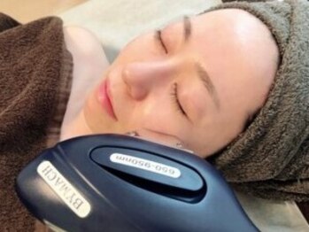 ウィローの写真/話題の美白成分高配合”白玉美容液”で美白/シミケア◇顔脱毛との相乗効果で劇的トーンアップ◎