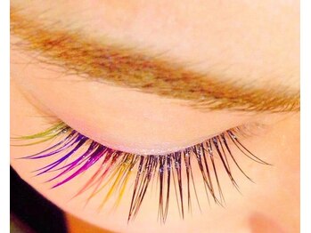 ネイル アンド アイラッシュ フルール 新宿店/ＲＡＩＮＢＯＷ