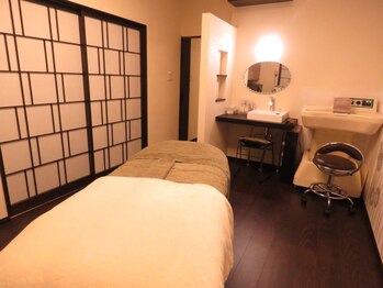 エステティックリラクゼーション フォーユー(for 悠)/リラックスできる店内