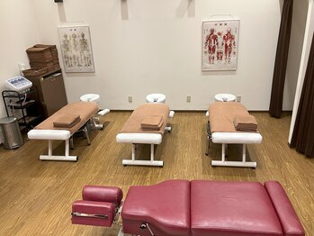 カラダファクトリー イオンモール幕張新都心店/幕張新都心店の施術ルームです♪