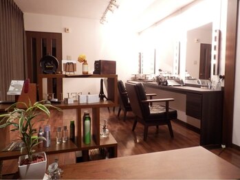 アー ベレ(A BELLE)の写真/【早朝予約OK】ヘアメイクと着付けの専門店！札幌駅徒歩5分の駅近サロンでゆったりとしたひとときを♪
