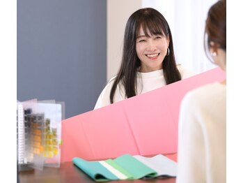 アンドトーン(&tone)の写真/ご自身に似合う"パーソナルカラー"を知ることで、垢抜け感UP!!お顔周りがスッキリし小顔に見せられます！
