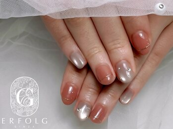 可愛いピンクネイル