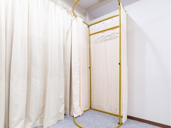 ジタ整体院/更衣スペース