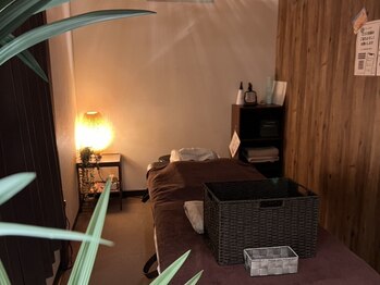 手もみ処さざ波 塩釜店の写真/ご新規様¥3,980でご案内◎沖縄の風を感じる半個室サロンで、心も身体もときほぐす癒しの時間をぜひ★