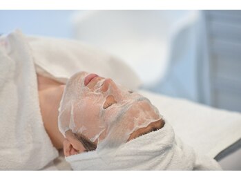 アム バイ オーキッド 代々木公園(UM by ORCHID)/メンズ・ヒゲ脱毛!