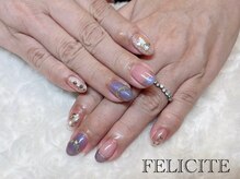 フェリシテ(FELICITE)/