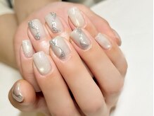 カイヤナイト(Nail Salon Kyanite)/人気ラインアートデザイン♪