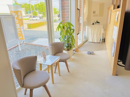 リフレッシュ工房 すりーぴーす 北安江本店の写真