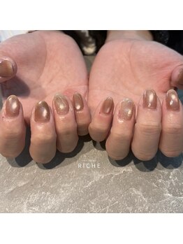 リッシュ(RICHE)/大人マグネットネイル