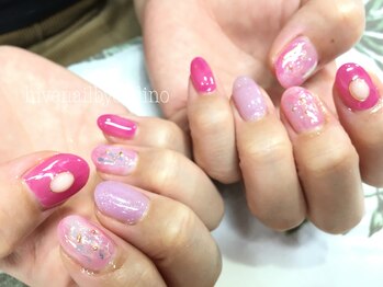 ハイブネイル(Hive nail)/ニュアンスネイル