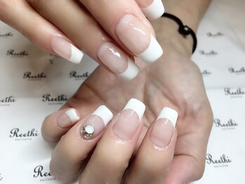 リーティー(Reethi)/フレンチ＋Vカットストーン